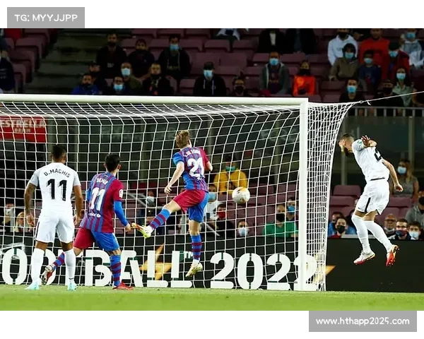 巴萨开场1分钟丢球,莱万率队闪电逆转 巴萨开场1分钟丢球,莱万率队闪电逆转